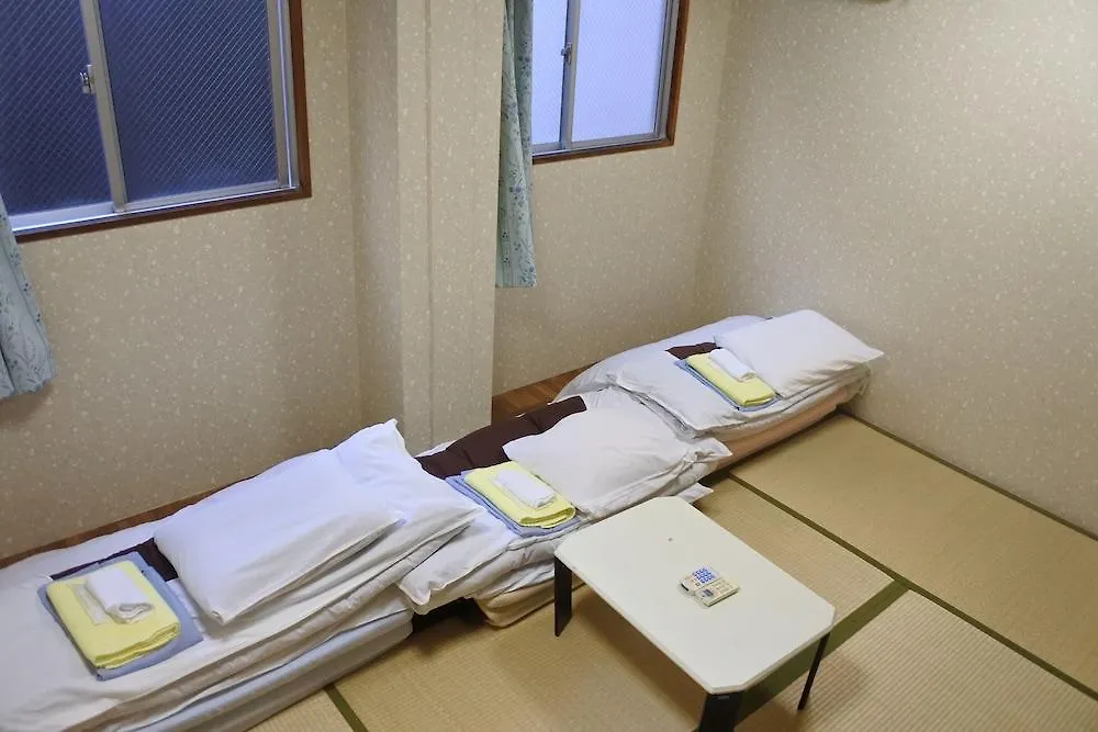 بيت شباب Hotel Mikado أوساكا اليابان